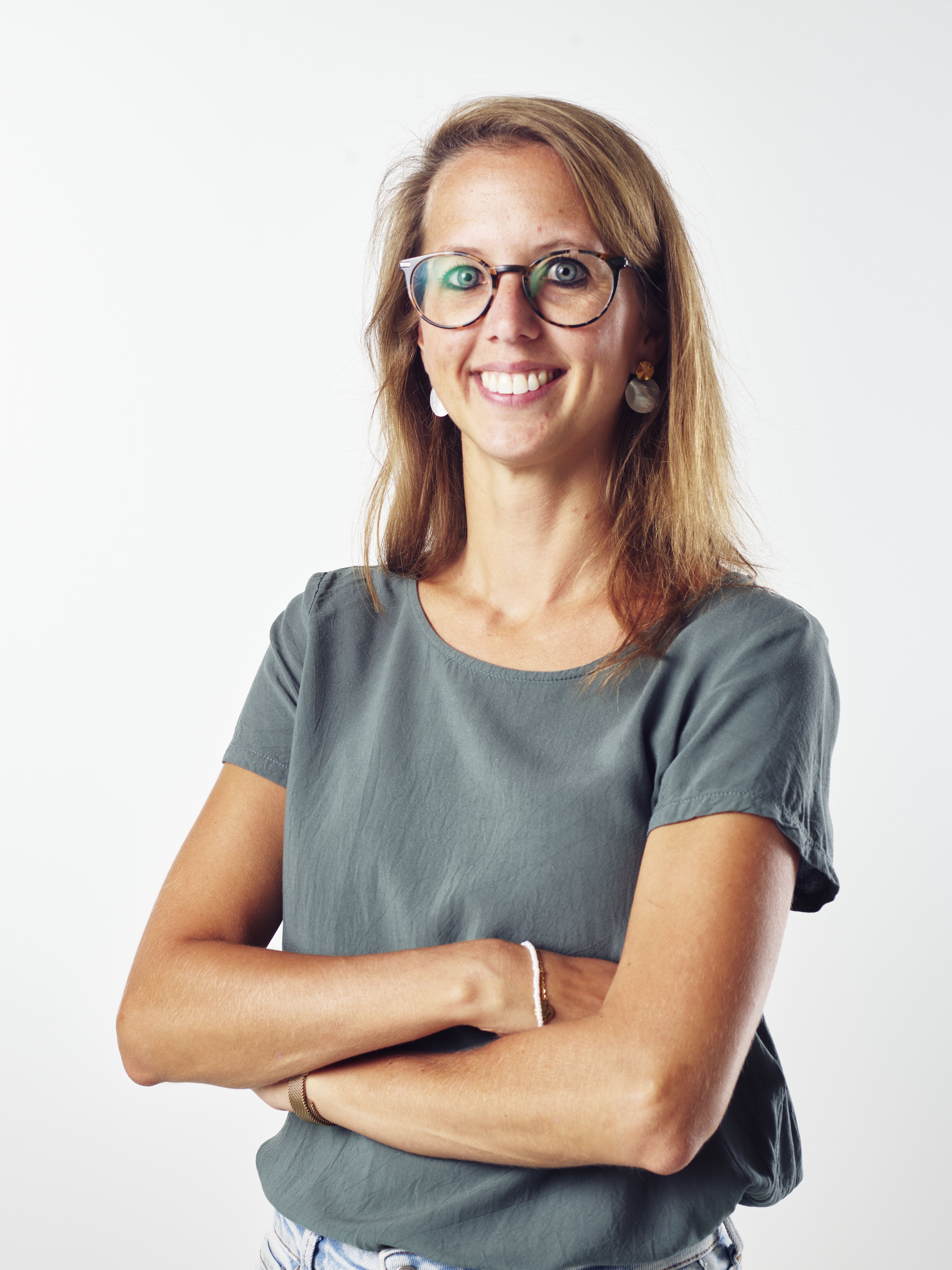 Jolien Deryckere, logopediste & bestuurder Logo Jolien Kuurne